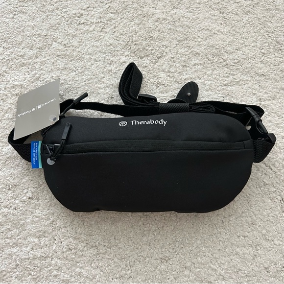 Therabody x United crossbody waistbag - Picture 1 of 10